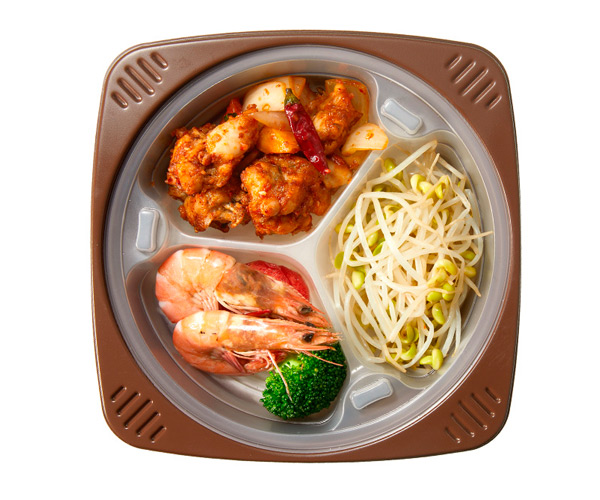 clear disposable plastic containers